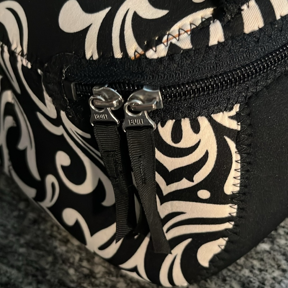 BUILT NY Neoprene Large Travel Bag - Picture 7 of 10